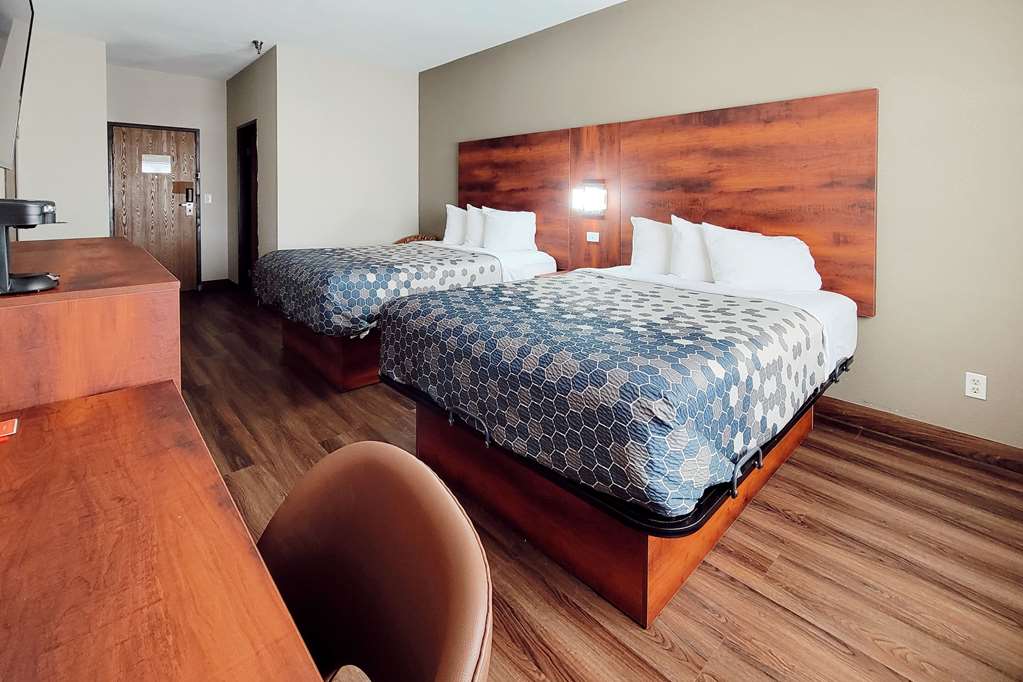 Econo Lodge West North Dakota - photo 4