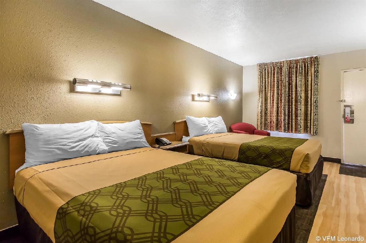 Econo Lodge Bowling Green - photo 4