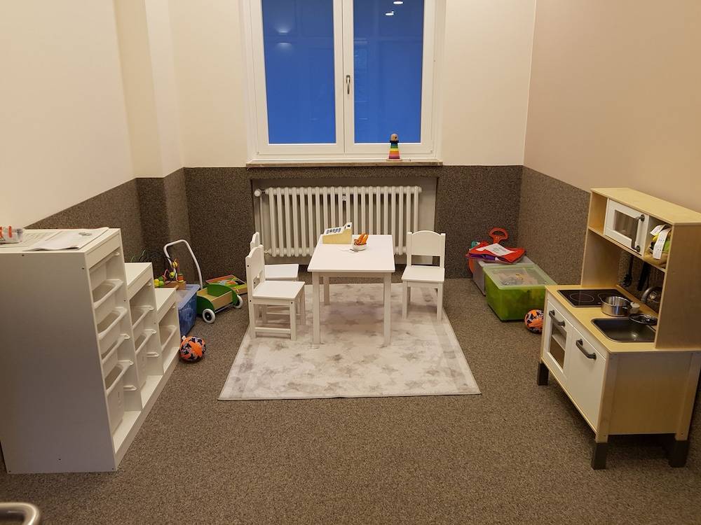 Childrens Play Area - Indoor