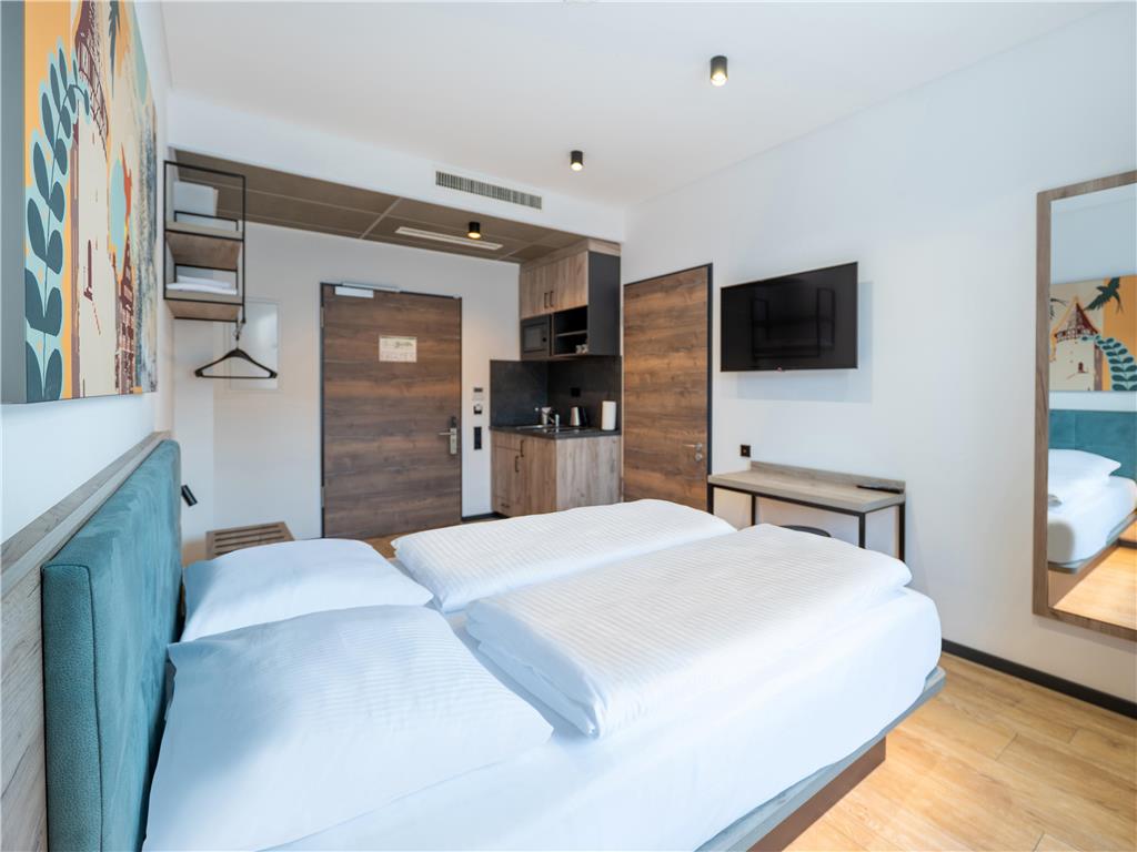 Guest room