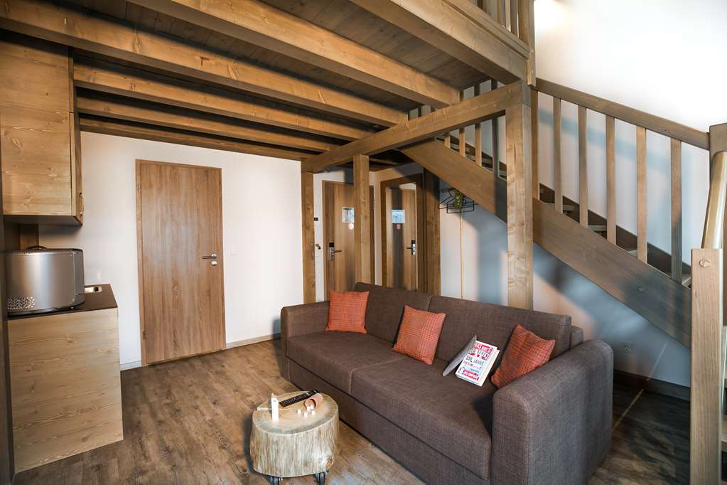 Cocoon Chalet / Cocoon Hauptbahnhof