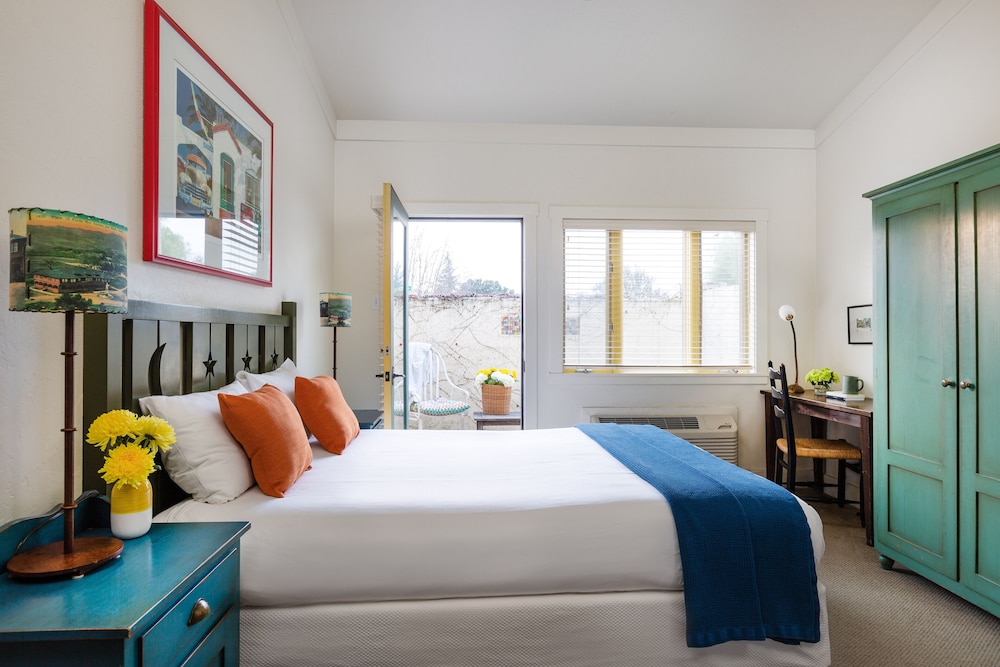 Sonoma Creek Inn - photo 4