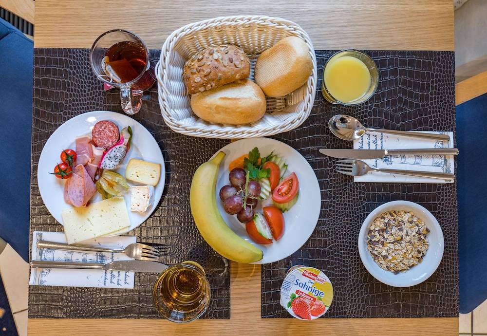 Breakfast buffet