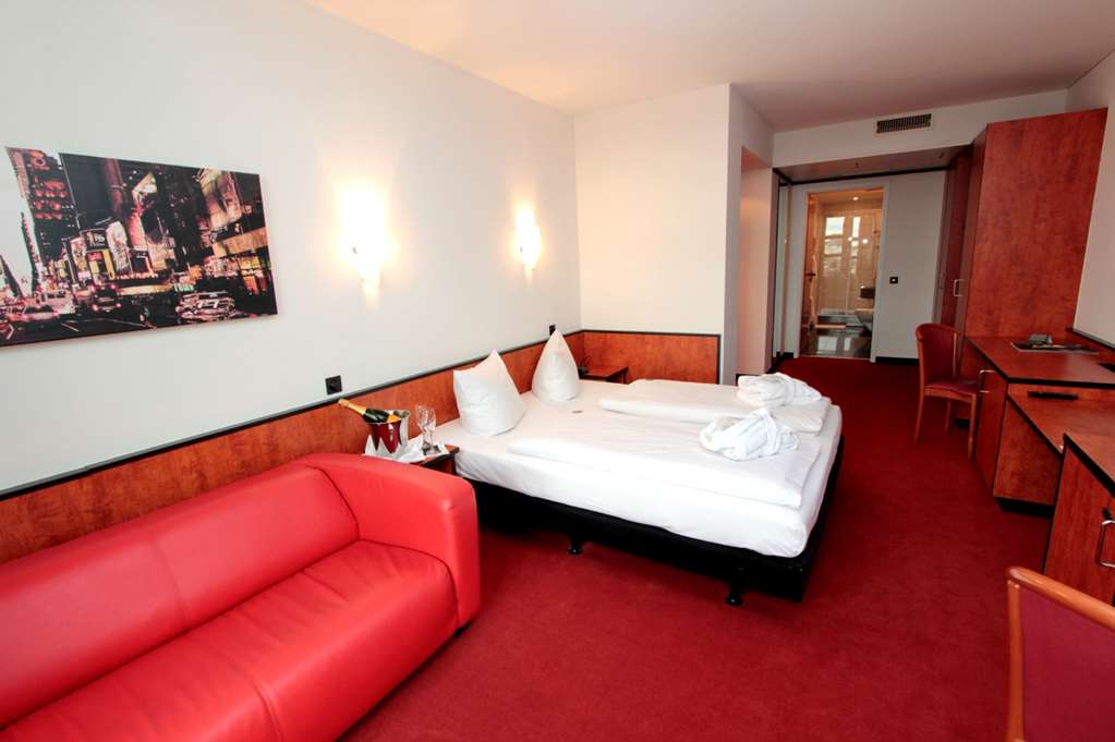 Comfort room