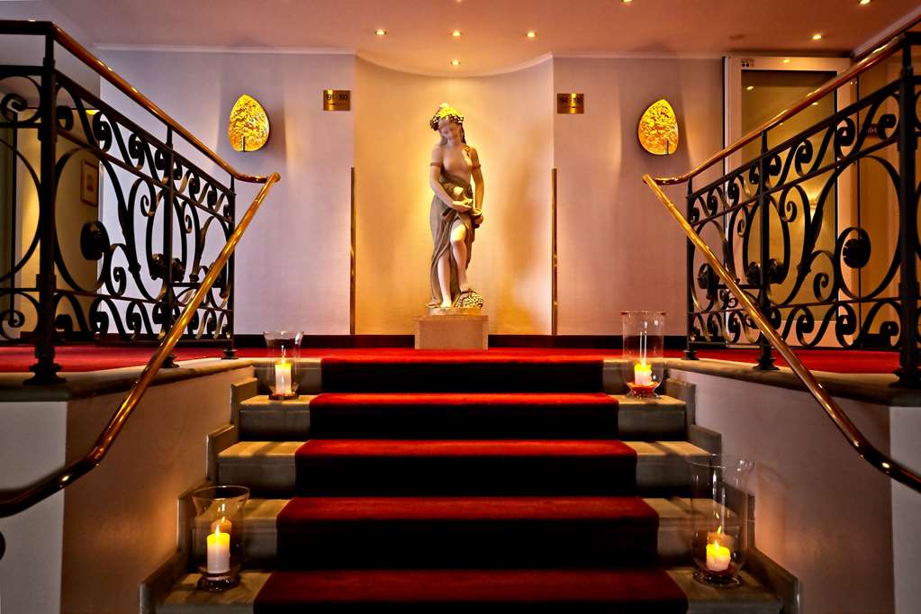 Lobby view