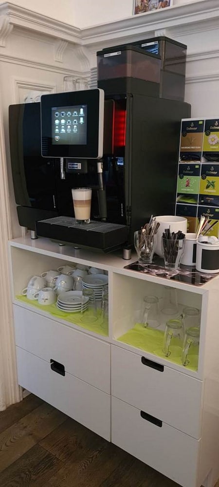 Coffee service