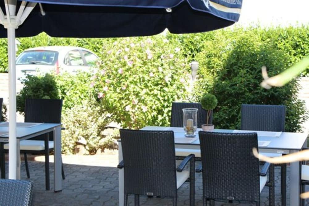 Sundeck