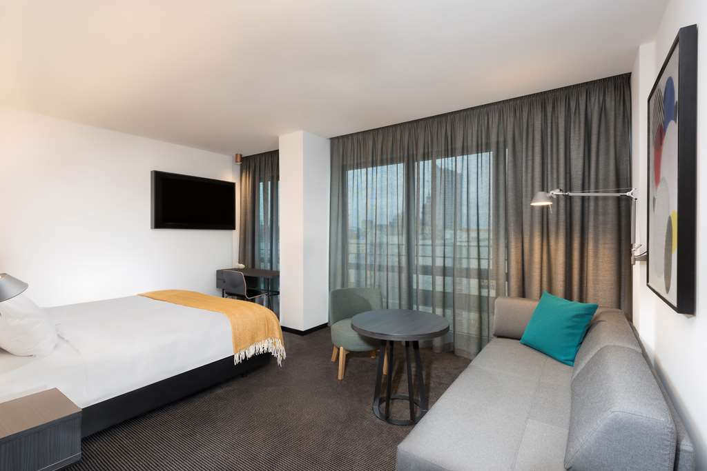 adina apartment hotel leipzig interconnecting room bedroom