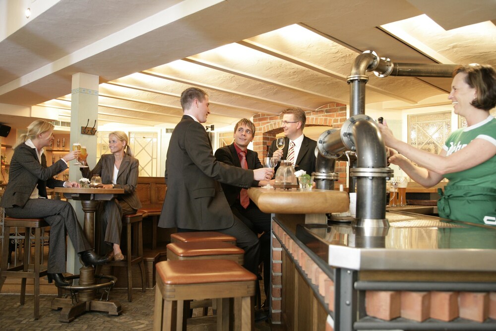 Hotel Bar