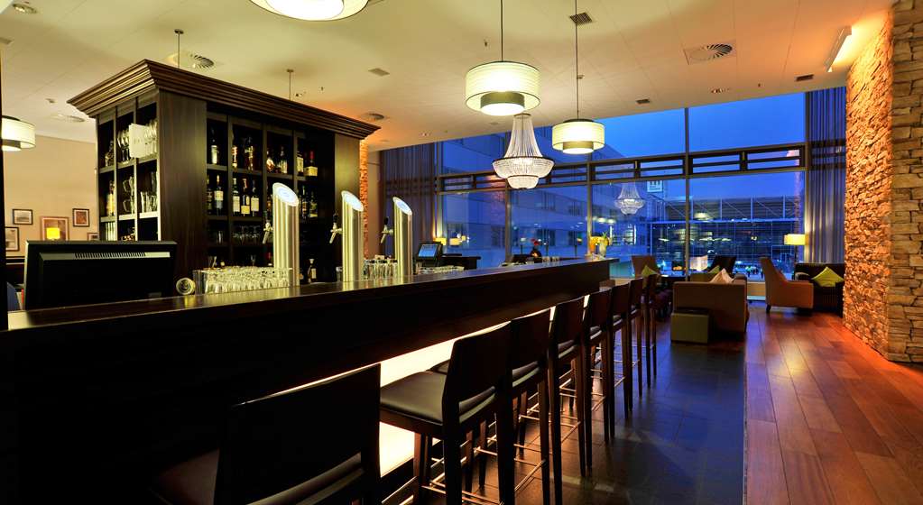 Lounge Bar
