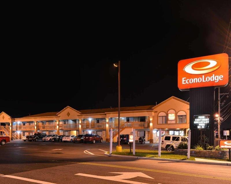 Econo Lodge Bellmawr - photo 2