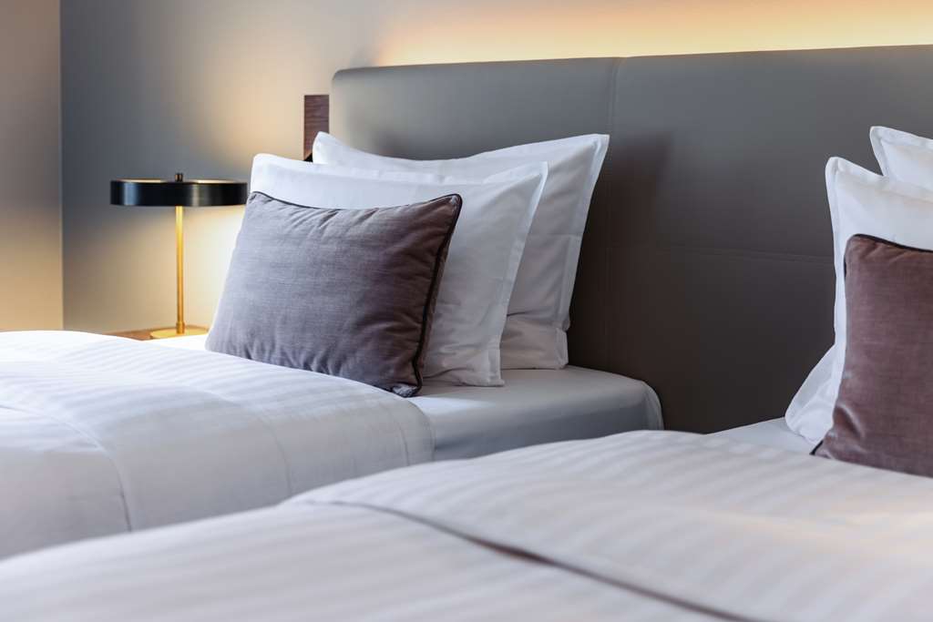 Steigenberger Hotel de Saxe, Dresden - premium twin room