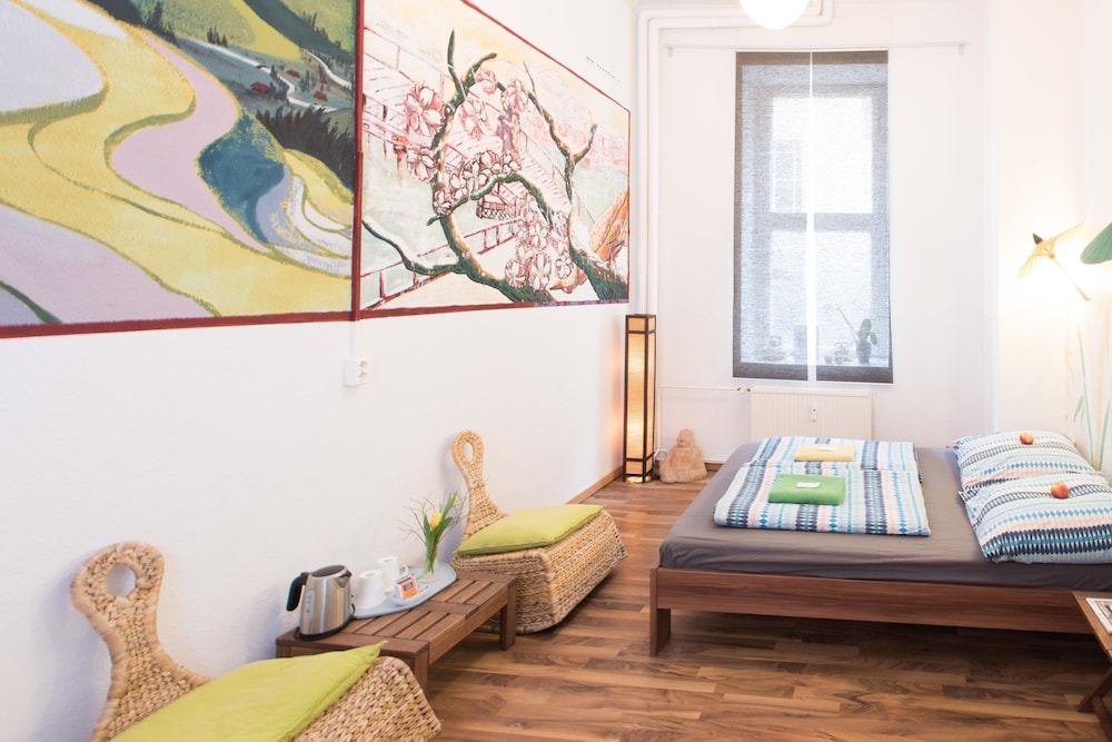 Guestroom