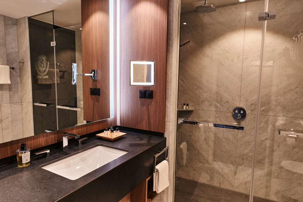 Steigenberger Parkhotel, Düsseldorf - Deluxe room