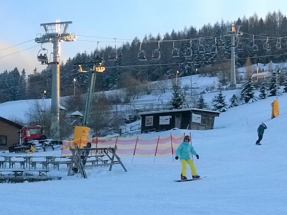 Snow and ski sports