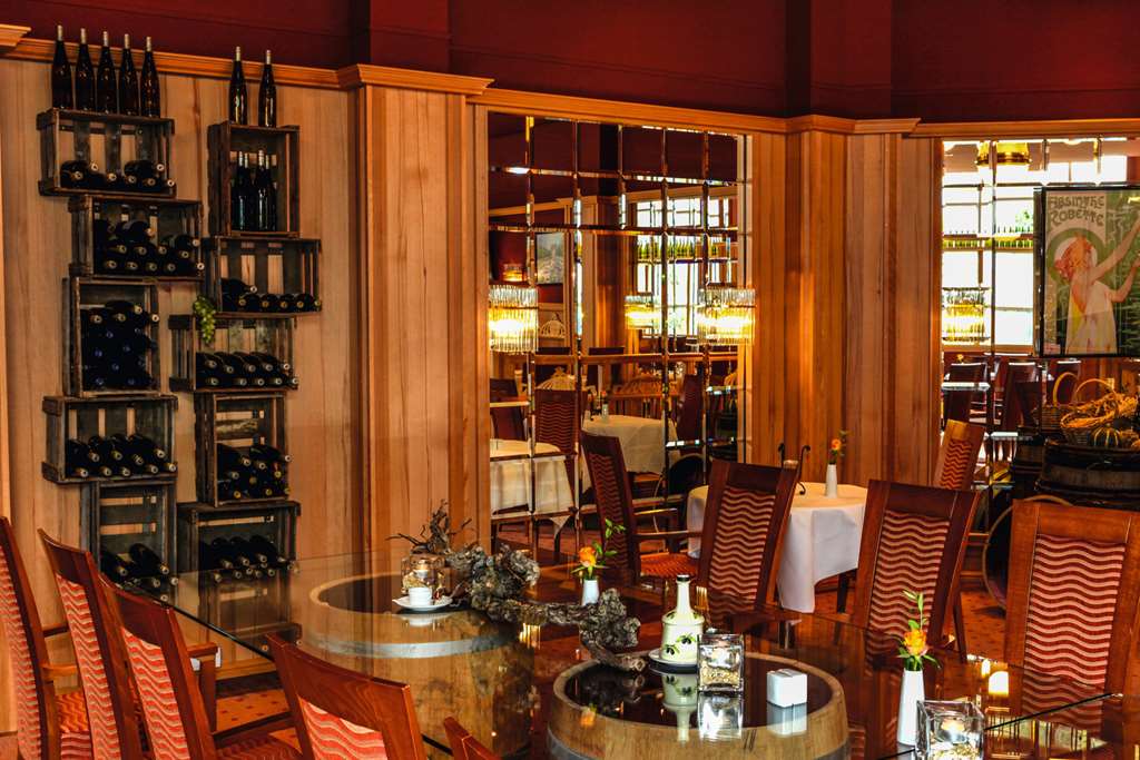 Steigenberger Hotel and Spa, Bad Pyrmont, Germany - restaurant bistro