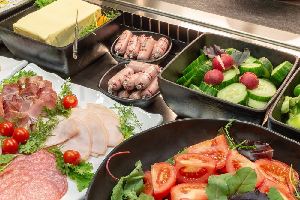 Breakfast buffet