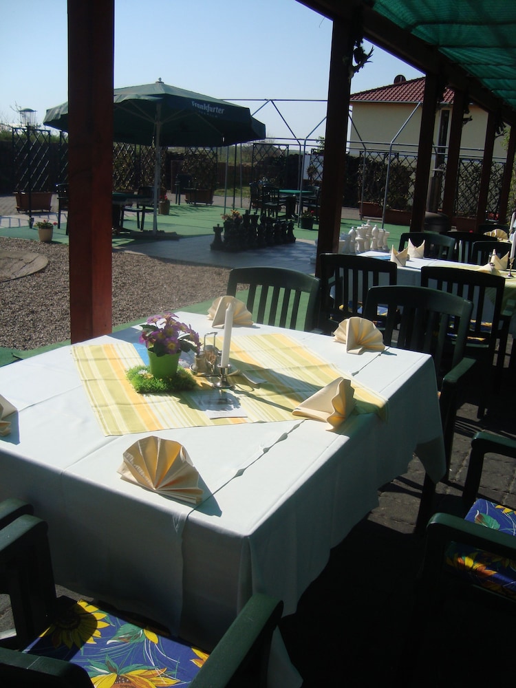 Sundeck