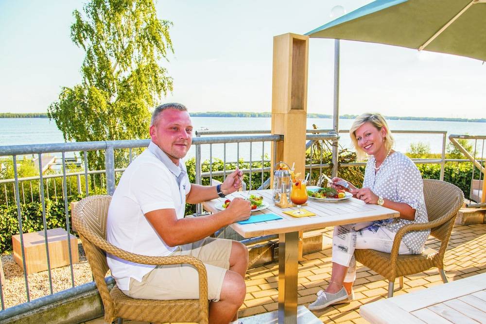 Sundeck