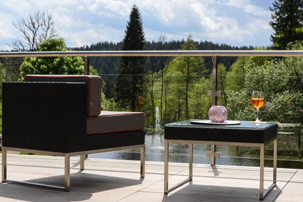 Sundeck