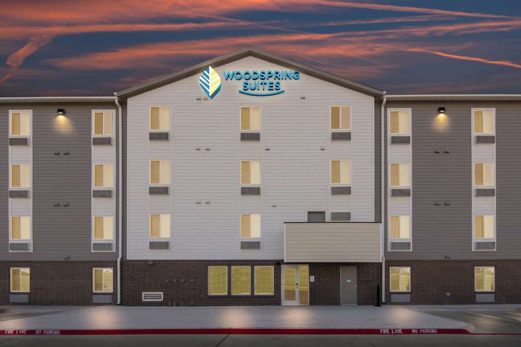 Woodspring Suites Waco South - photo 3