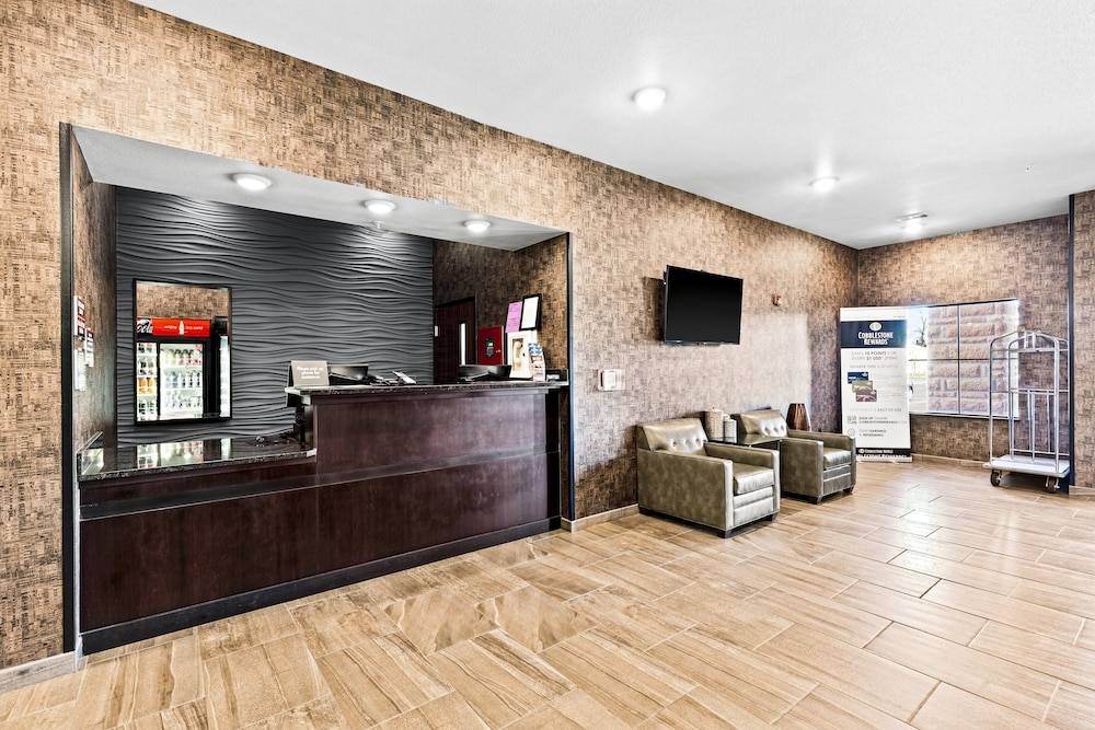 Cobblestone Hotel & Suites Superior Duluth - photo 4