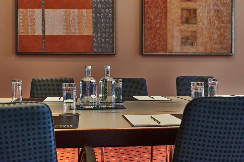 Steigenberger Hotel De Saxe, Dresden, Germany - meeting room