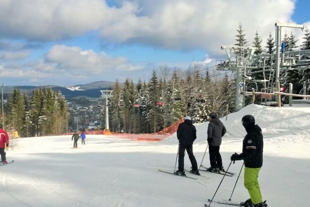 Snow and ski sports