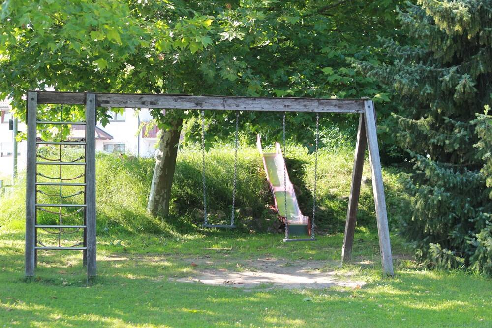 Childrens Play Area - Outdoor