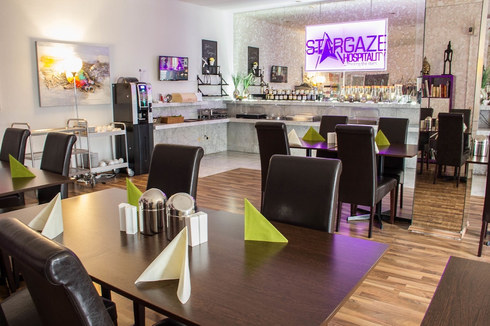 Stargaze Forum Hotel Düsseldorf Hilden