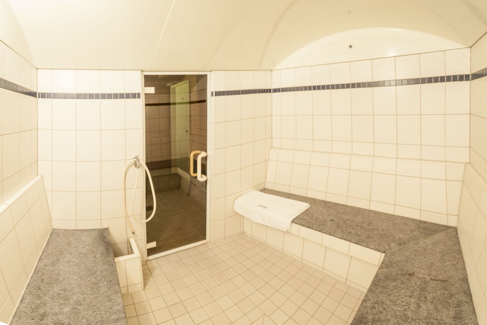 Steam room