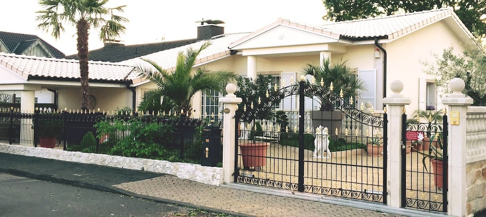Primary image