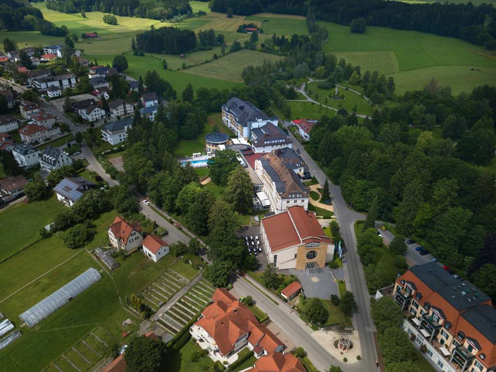Steigenberger Hotel Der Sonnenhof, Bad Woerishofen, Germany - Aerial View
