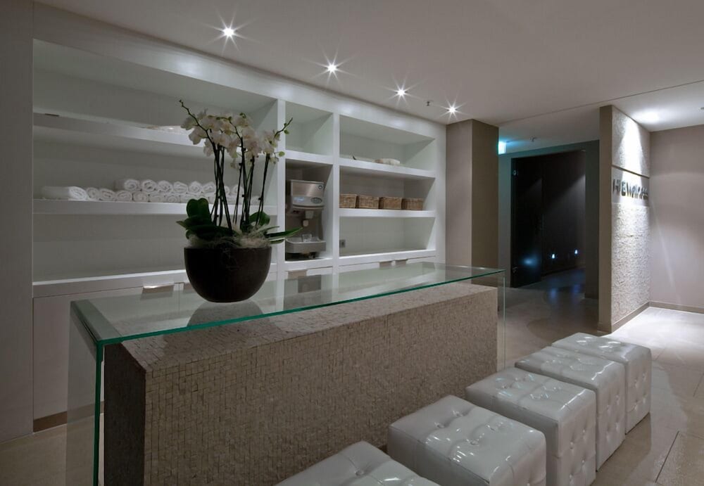 Steam room