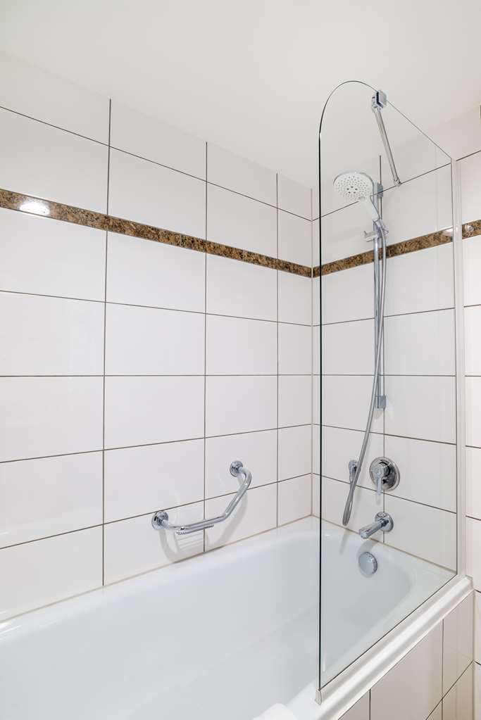 Standard Room Bathroom
