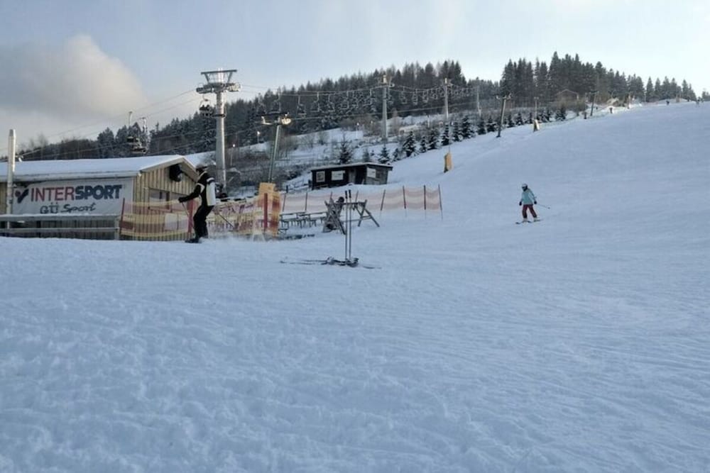 Snow and ski sports