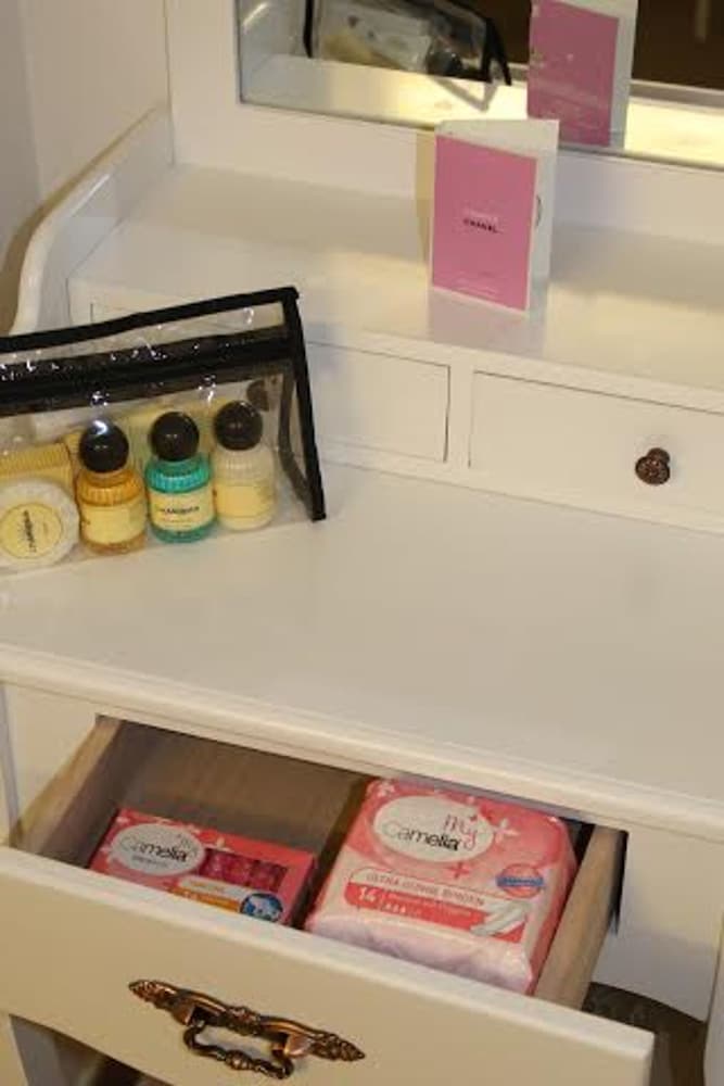 Room amenity