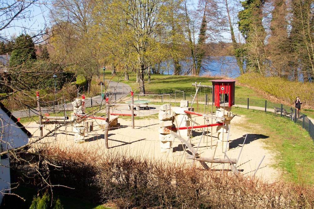 Children's play area - outdoor