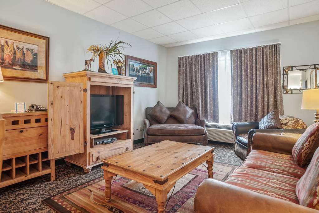 Elevation Inn & Suites Trademark Collection by Wyndham - photo 5