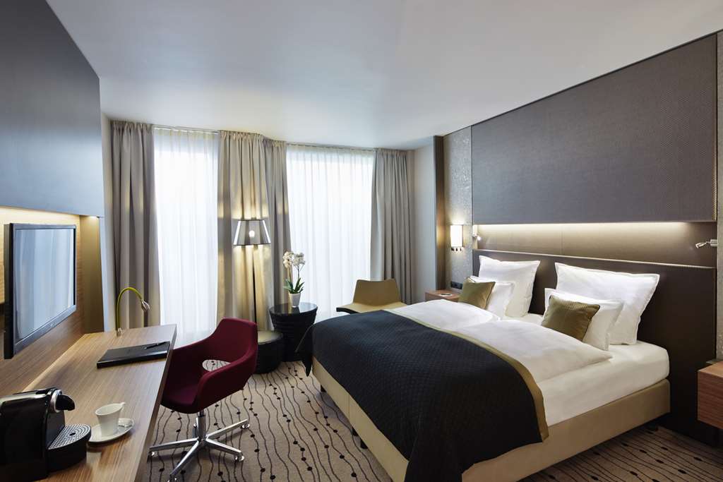 Steigenberger Hotel Am Kanzleramt, Berlin, Germany - Grand Deluxe Room