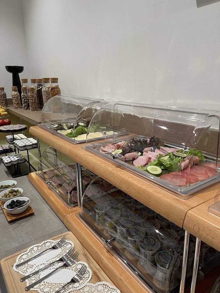 Breakfast buffet