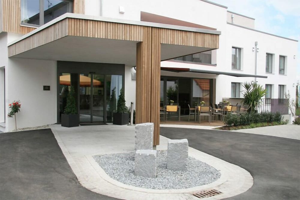 Primary image
