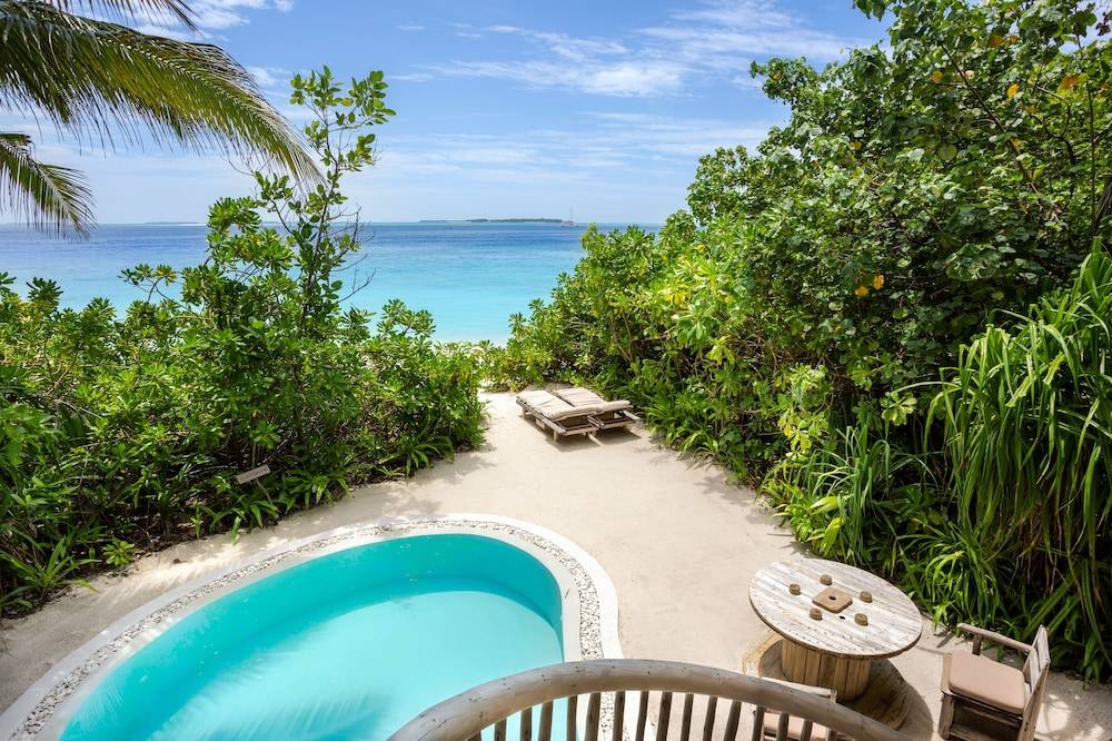 Private pool