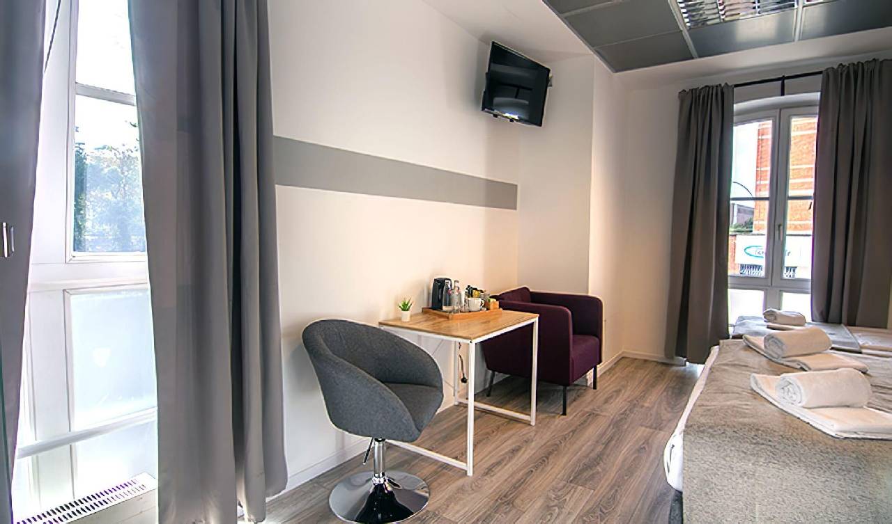 Guest room