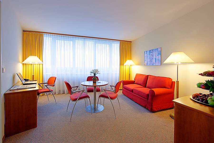 Guest room