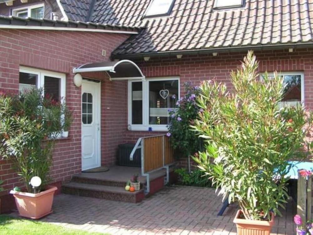 Primary image