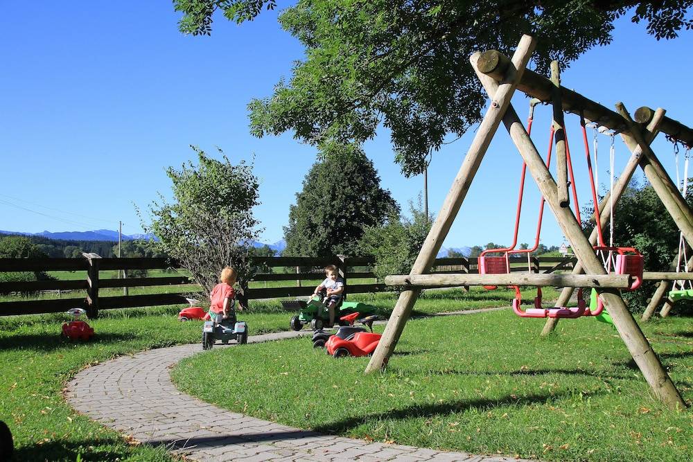 Children's play area - outdoor