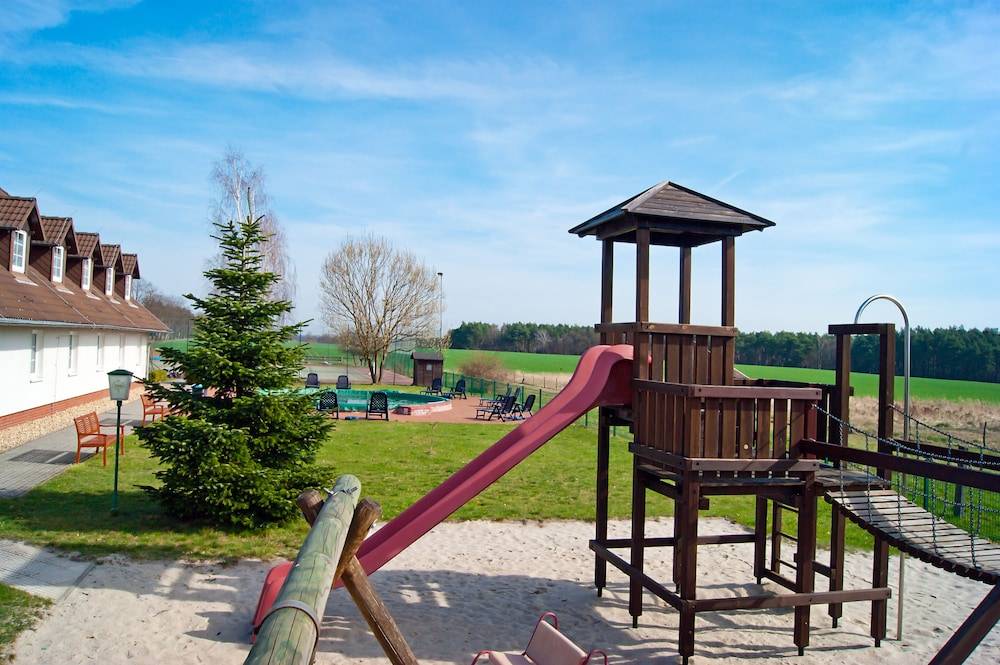 Children's play area - outdoor