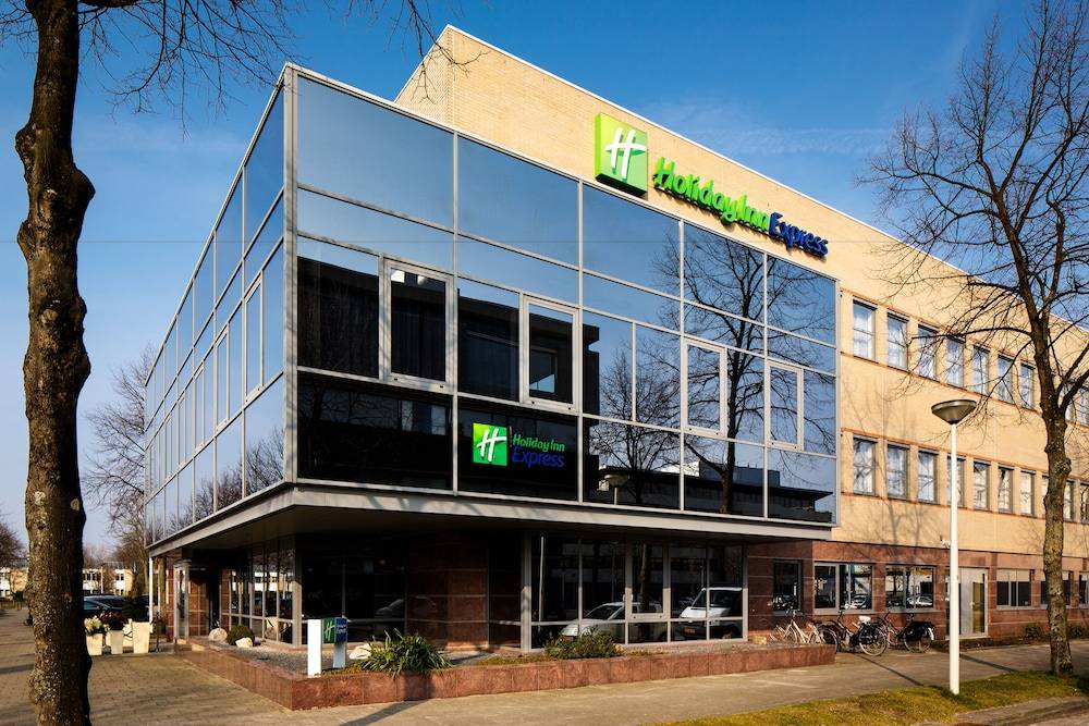 Holiday Inn Express Amsterdam South by IHG