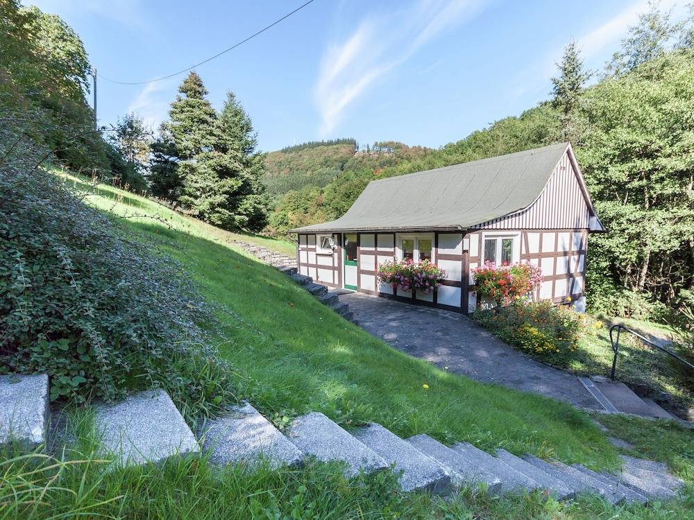 Oberkirchen Hillside Retreat